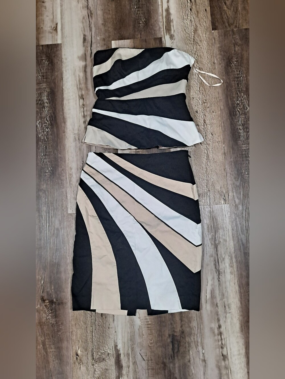 White House Black Market Black, White & Beige Striped Pencil Skirt